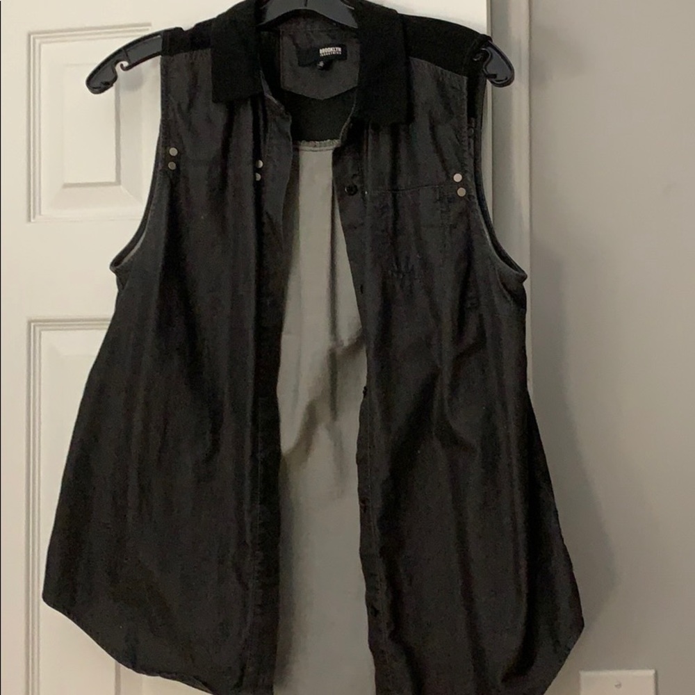 EUC!  Brooklyn Industries Sleeveless Top